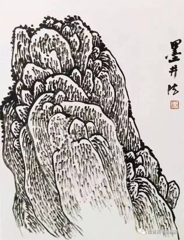 (清)吴历石法:先勾山框廓后,再加豆瓣,雨点皴,用笔要枯且毛,最后点苔.