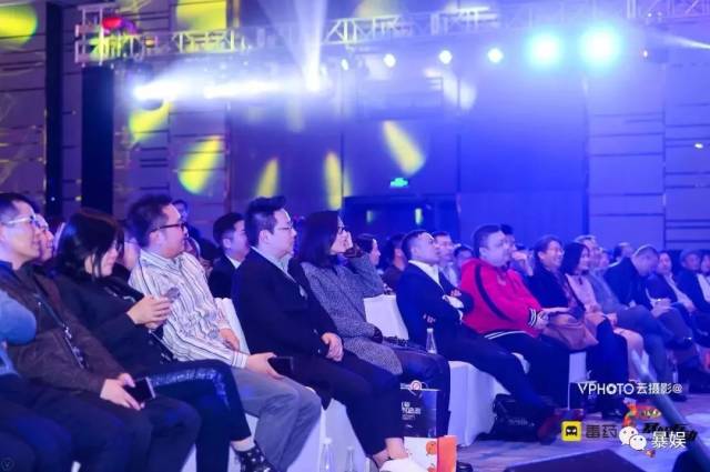 大咖脱口秀、LIVE版“吐槽大会”、流量新星爆棚,这可能是今年最不一样的一场盛典了!