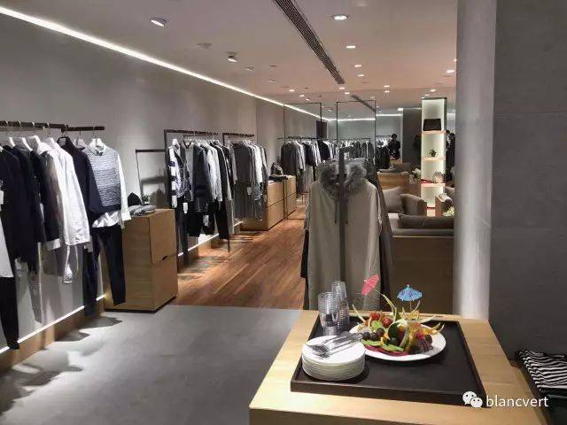 blancvert新定义:自然,舒适,高级通勤