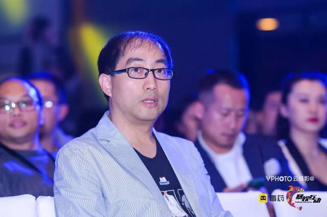 大咖脱口秀、LIVE版“吐槽大会”、流量新星爆棚,这可能是今年最不一样的一场盛典了!