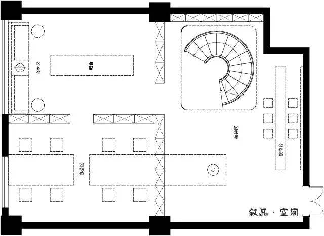  更衣室> 更衣室主要以黑白色为主色调,蓝色为辅色调,清新舒适.