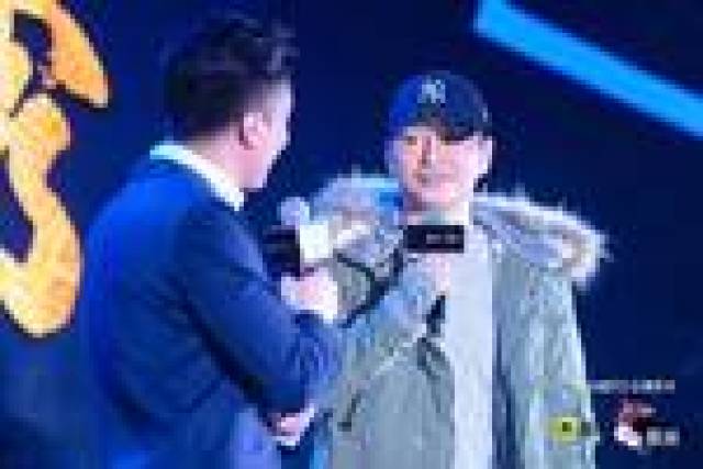 大咖脱口秀、LIVE版“吐槽大会”、流量新星爆棚,这可能是今年最不一样的一场盛典了!