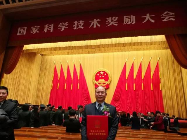 谭国俊教授主持,李浩副教授,张晓副教授等参与,中国矿业大学作为第一