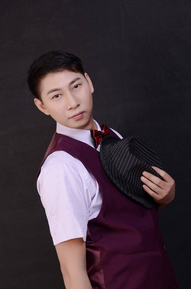 华语歌手马良最新EP单曲《相爱的人怎么能说