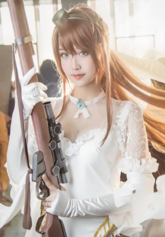 《少女前线》李恩菲尔德cos 纯洁浪漫颜值高