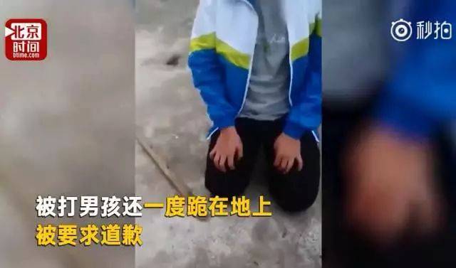 愤怒！赣州一女学生被7名舍友轮流扇耳光、脚踩