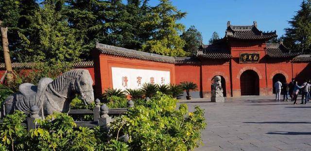 1900年各市gdp_广东各市2020年gdp(2)