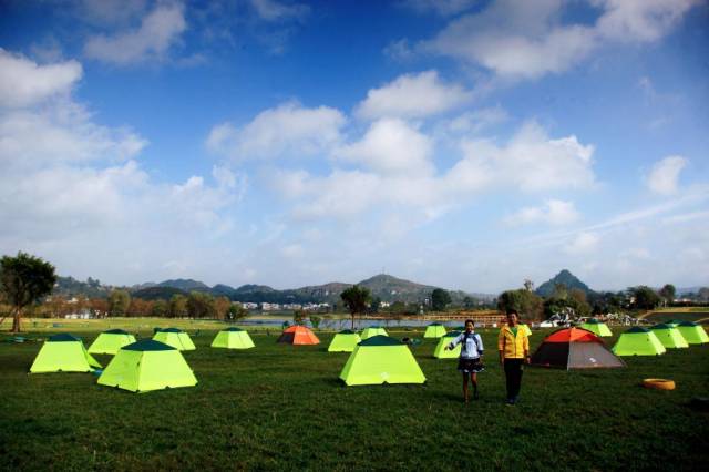 三岔河国际露营基地,是按照国际露营地标准规划建设的自驾车露营,帐篷