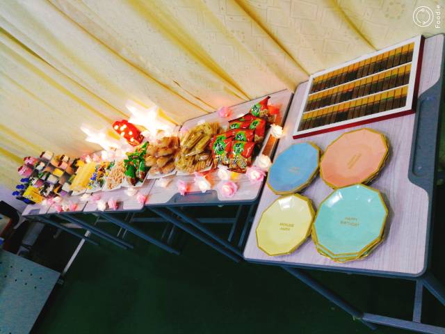 考香港大学压力大?看看他们是怎么既考好成绩