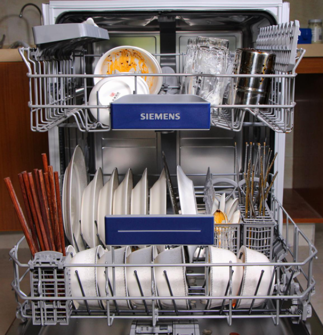 西门子洗碗机评测:把放了两个星期的大锅洗得像镜子