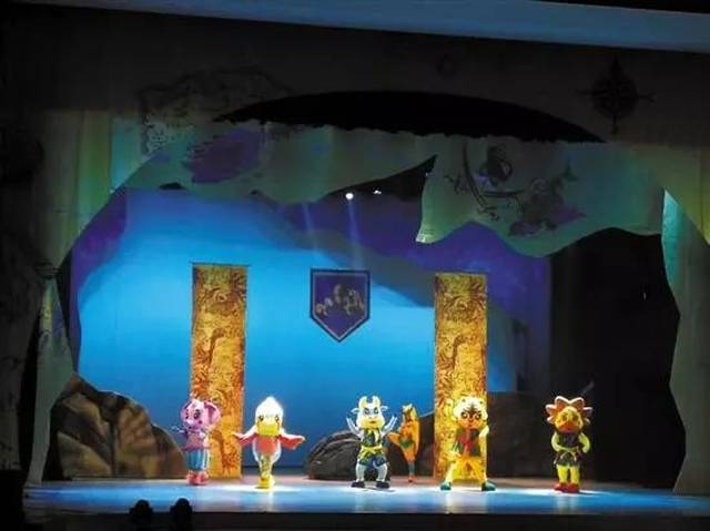 大型原创儿童人偶音乐剧《小鸡波罗历险记之寻