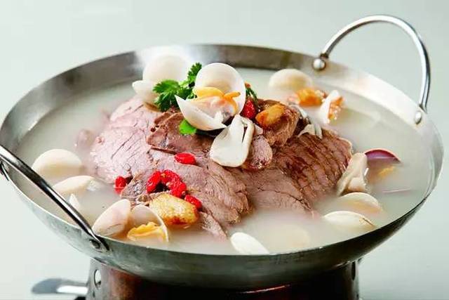 怎样快速剥蒜?蛋清分离?这20个做菜技巧超级