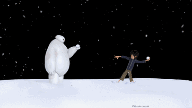 我只能在朋友圈看看别人打雪仗,堆雪人了
