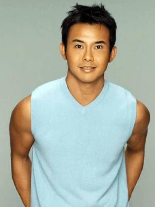 他9岁就出道演戏,曾合作胡歌刘亦菲仍未走红,