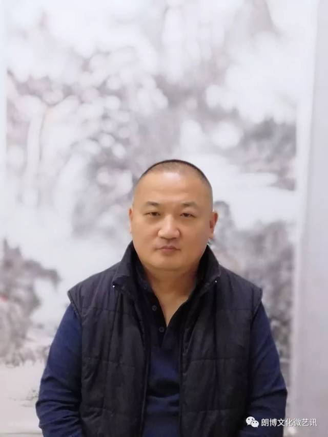 陈文瑛,广西艺术学院画学院教师,广西美术家协会会员