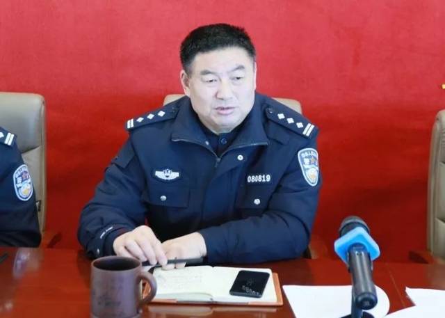 2018年1月12日上午,淮安市公安局交警支队召开"冬季攻势"工作推进会.