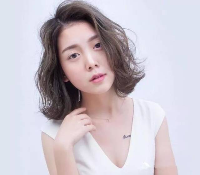 2018流行烫小卷bob