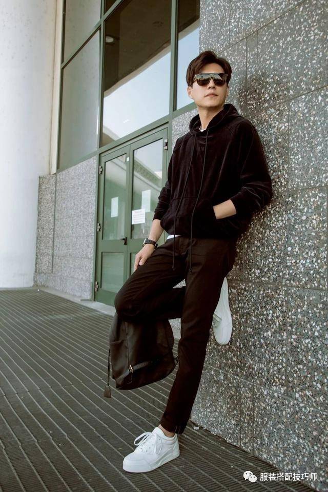 男士搭配:靳东台前老干部,台后行走的直男穿衣搭配教科书!