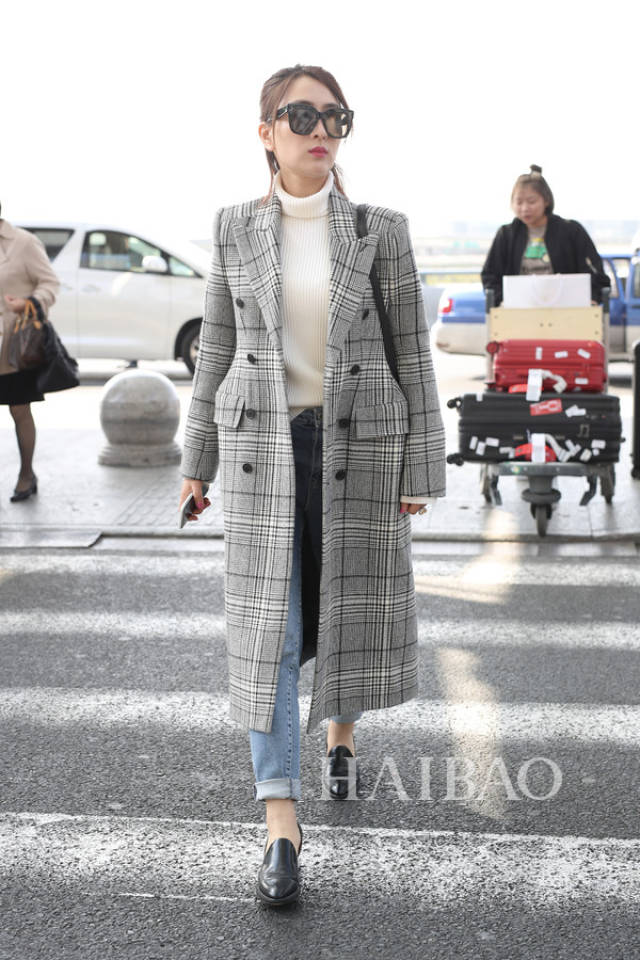 洗刷“时尚黑洞”之名?我更好奇马苏是如何变美的…