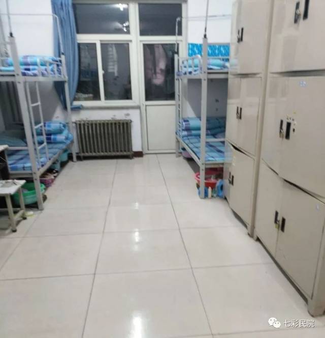 61701b1ba7ee44988467eb44d96cd015.jpeg