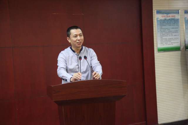 新一年 新气象 新目标董事长杨广立在万邦大讲堂新年课
