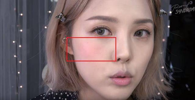 IU 金泰妍悄悄变美 原来4招腮红就能改变脸型气