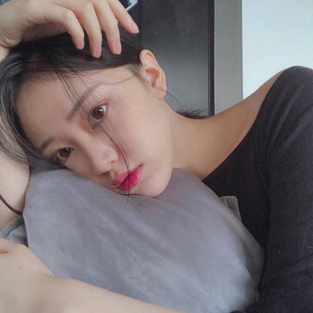 女生头像丨就算今天辜负了我,我也依然会对明天抱有希望.