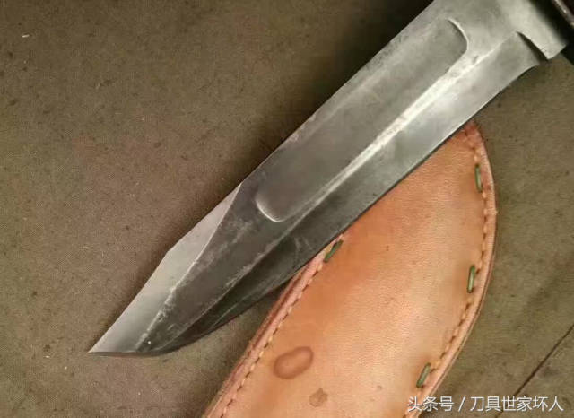 世界上最出名的军刀《ka-bar 美国卡巴》