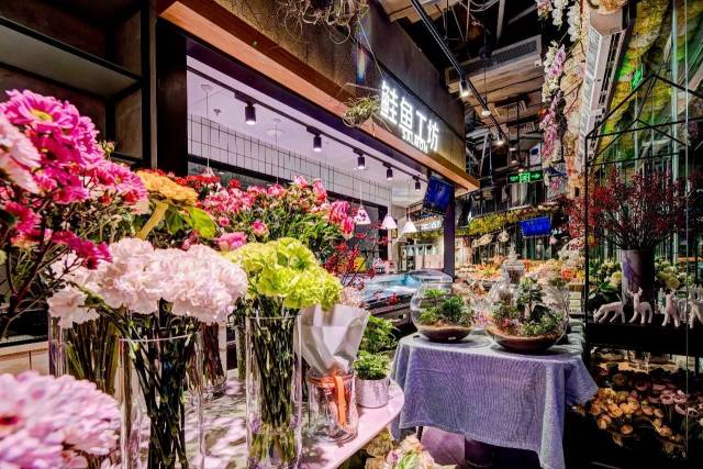 湾工坊店,组合了波龙工坊,盒牛工坊,鲑鱼工坊,生活果坊等4大美食悦城绕口令中国美食图片