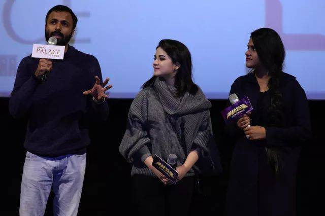 阿米尔汗新作开启武汉首映礼 学方言唱双簧 《