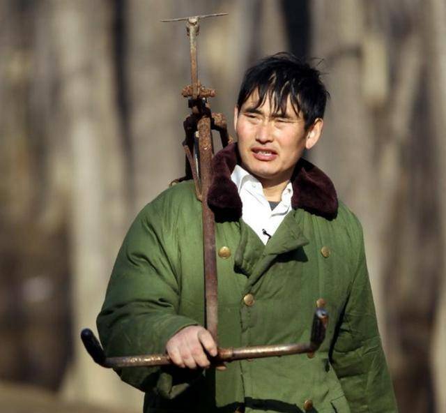 大衣哥人口_大衣哥