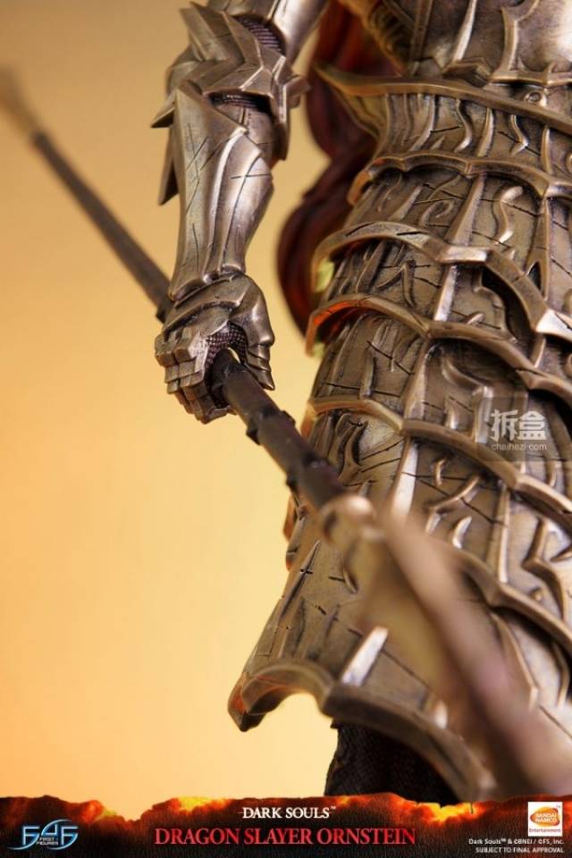 first 4 figures《黑暗之魂 屠龙者-翁斯坦ornstein 26.5寸雕像