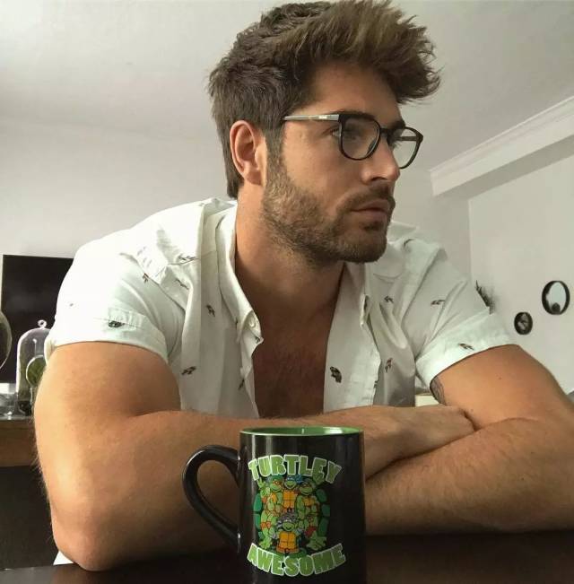 Nick Bateman,nick wooster 分享云男友!nick bateman 拥有六百万粉丝的小狼狗!
