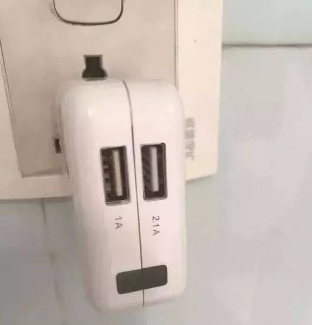 偷窥?宁波女大学生合租房浴室内有摄像头,但没