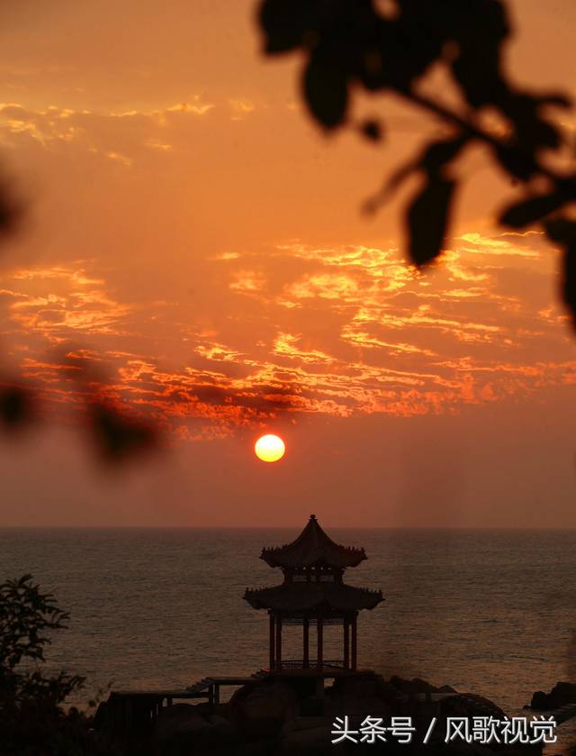 三亚的夕阳醉了,鲜为人知的小月湾夕阳美景,人间仙境