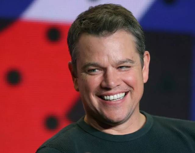 一个口号,无数曾经遭遇性侵的女性站了出来。然而这个女人控诉遭