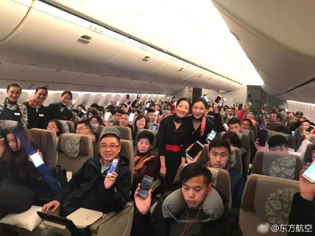 现在起,你从澳洲回国的飞机上可以玩手机啦!十