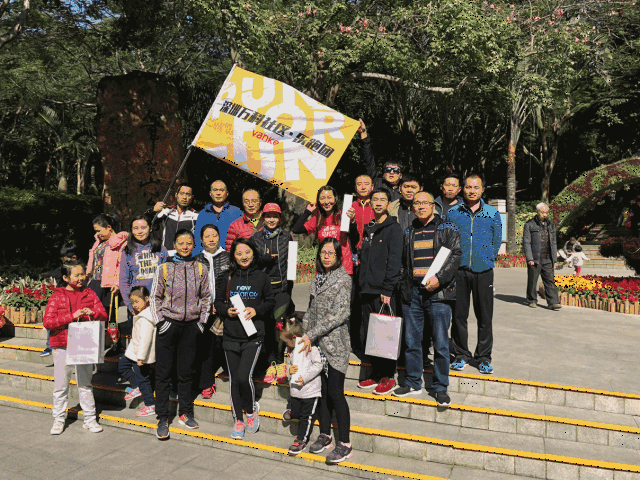 位身经百战的跑友而言 短短几公里约跑十分微不足道 但征服终点的满足