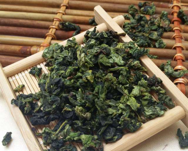 初识乌龙:乌龙茶的品种特点与功效