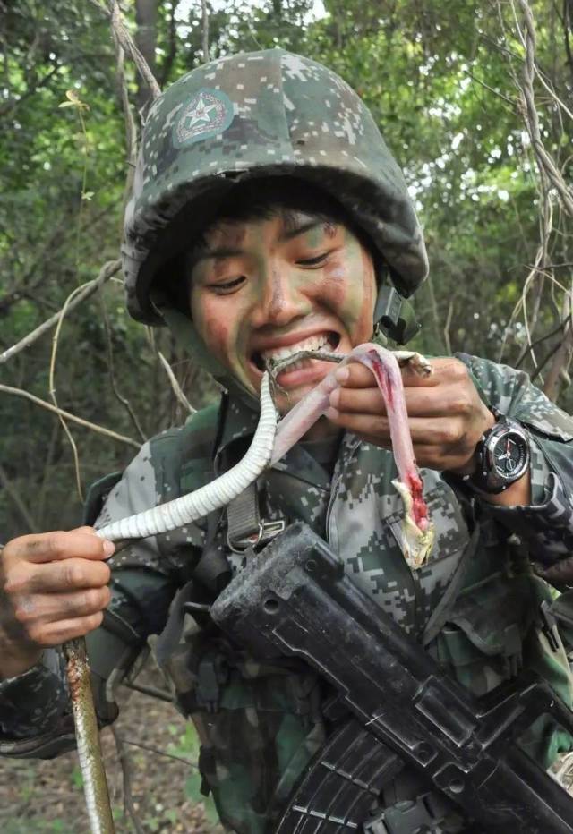 女特种兵训练大揭秘!