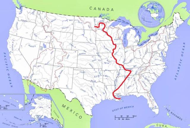 上图可以看到,红色线为密西西比河大致流向,河东为美国东部,河西为