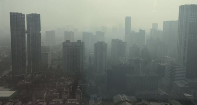 雾霾最严重的城市排名_北京雾霾最严重的一年(2)