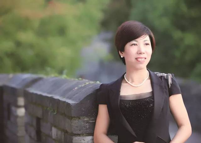 从10块钱拼到4家公司,女老板最感谢的人竟是婆婆?