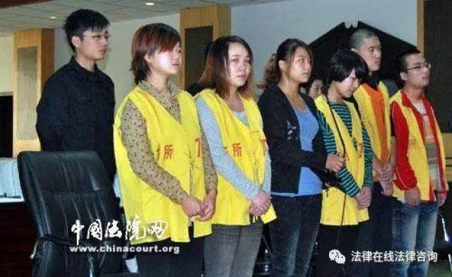 大学生撩妹遇到酒托女!妞没泡到反而落入圈套