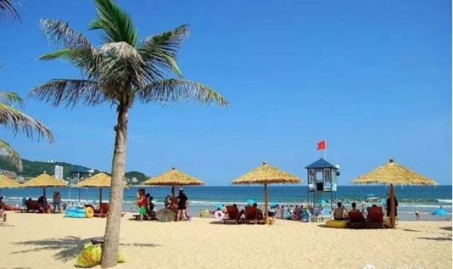 16:30 左右抵达海陵岛,前往最具夏威夷风情的【螺洲海滨公园】沙滩