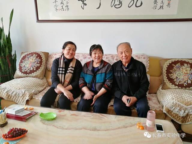 王淑娟书记带队走访赵普副校长,郭丽佩书记,白慧敏书记,向老领导们