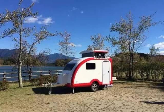 但牵引美式拖挂及较重的国产拖挂房车,建议使用非承载式主车也是就