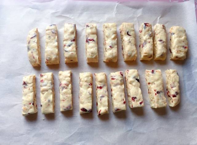 自制牛轧糖,口味霸道,好吃到一直不住嘴