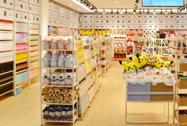 百货批发是啥意思