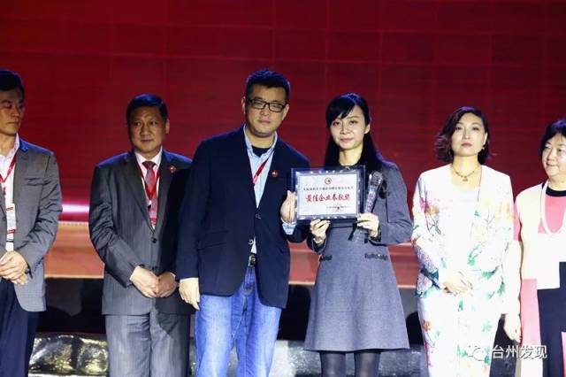 巫启贤深圳唱响，慈善音乐会台前幕后大曝光！！！